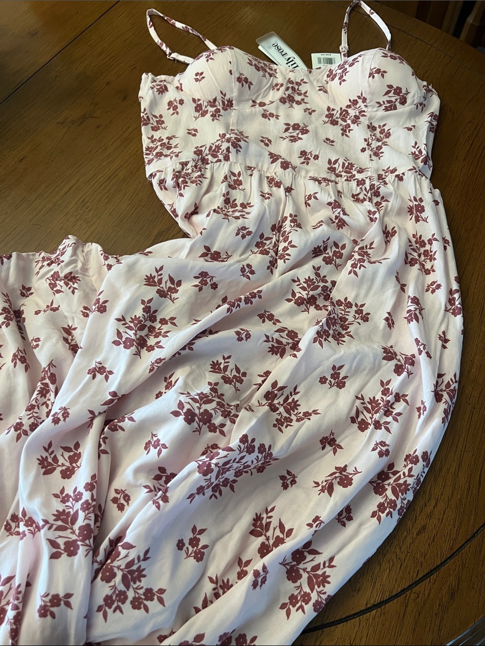 Women’s lily rose dress